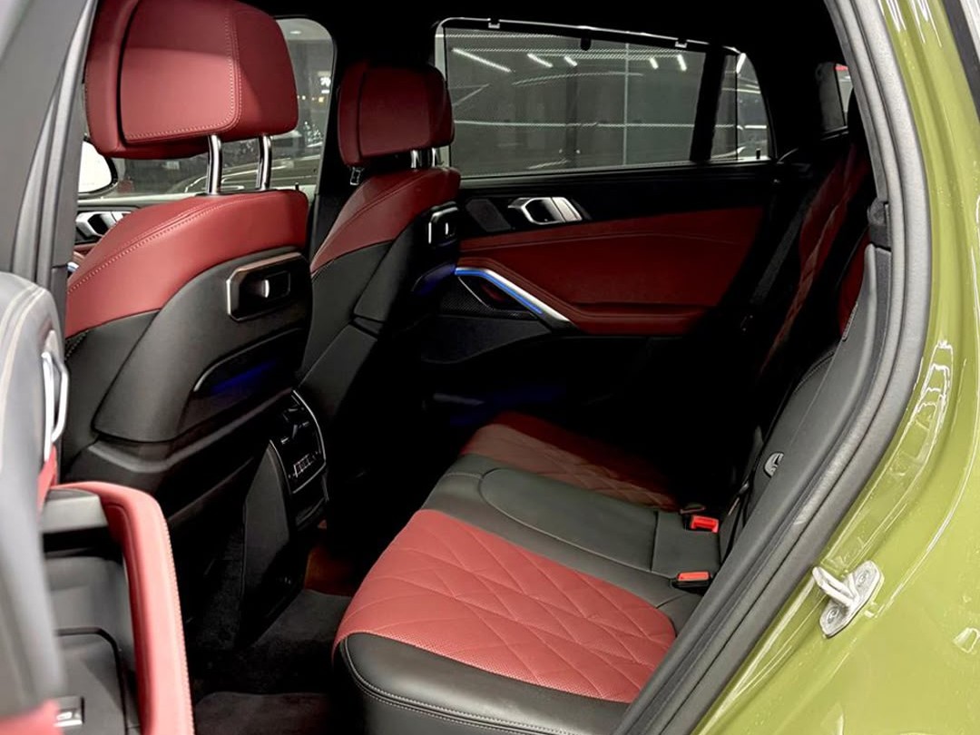 BMW X-Series X6 M 2024 - Image 3