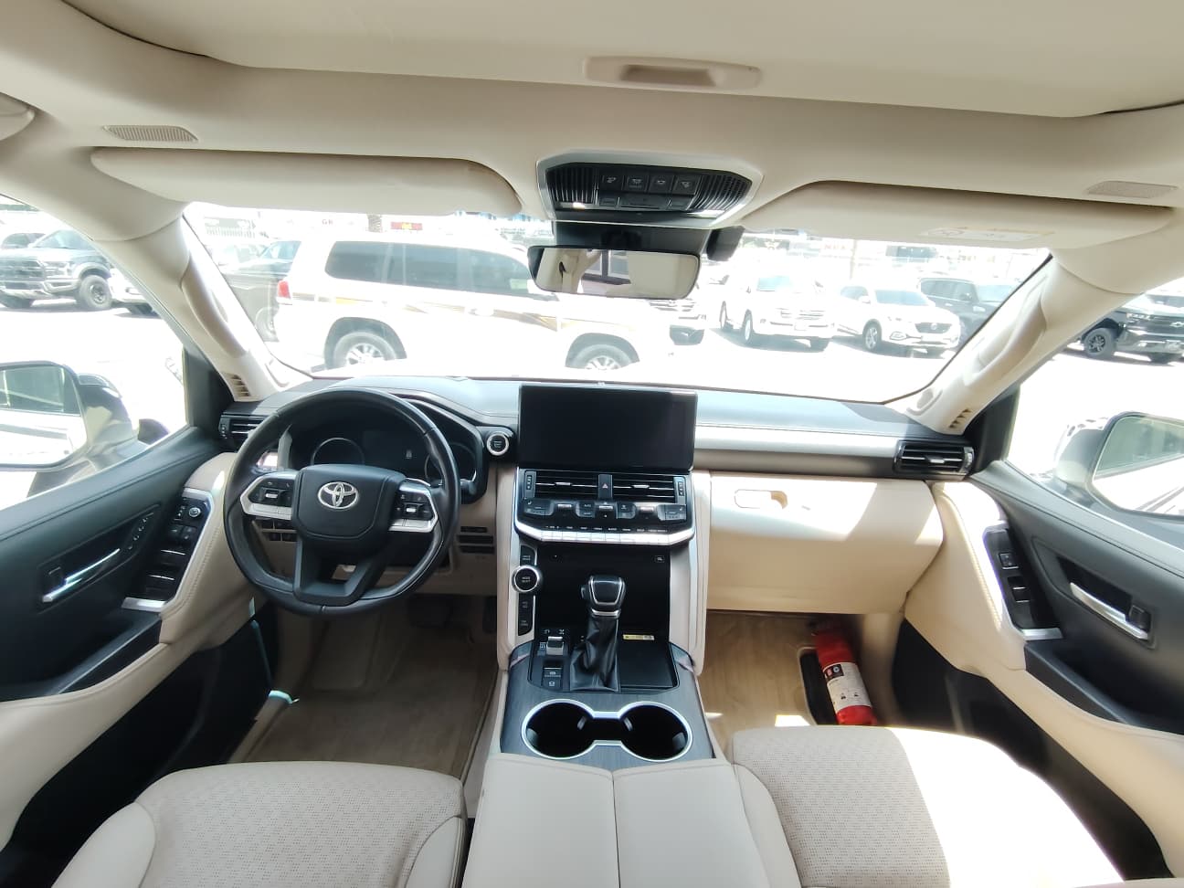 Toyota Land Cruiser VX.R 2024 - Image 2
