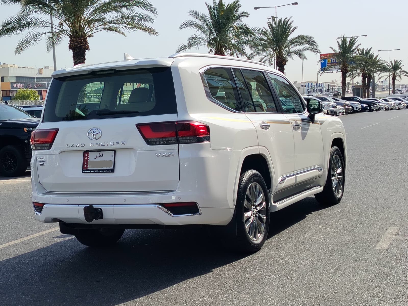 Toyota Land Cruiser VX.R 2024 - Image 4