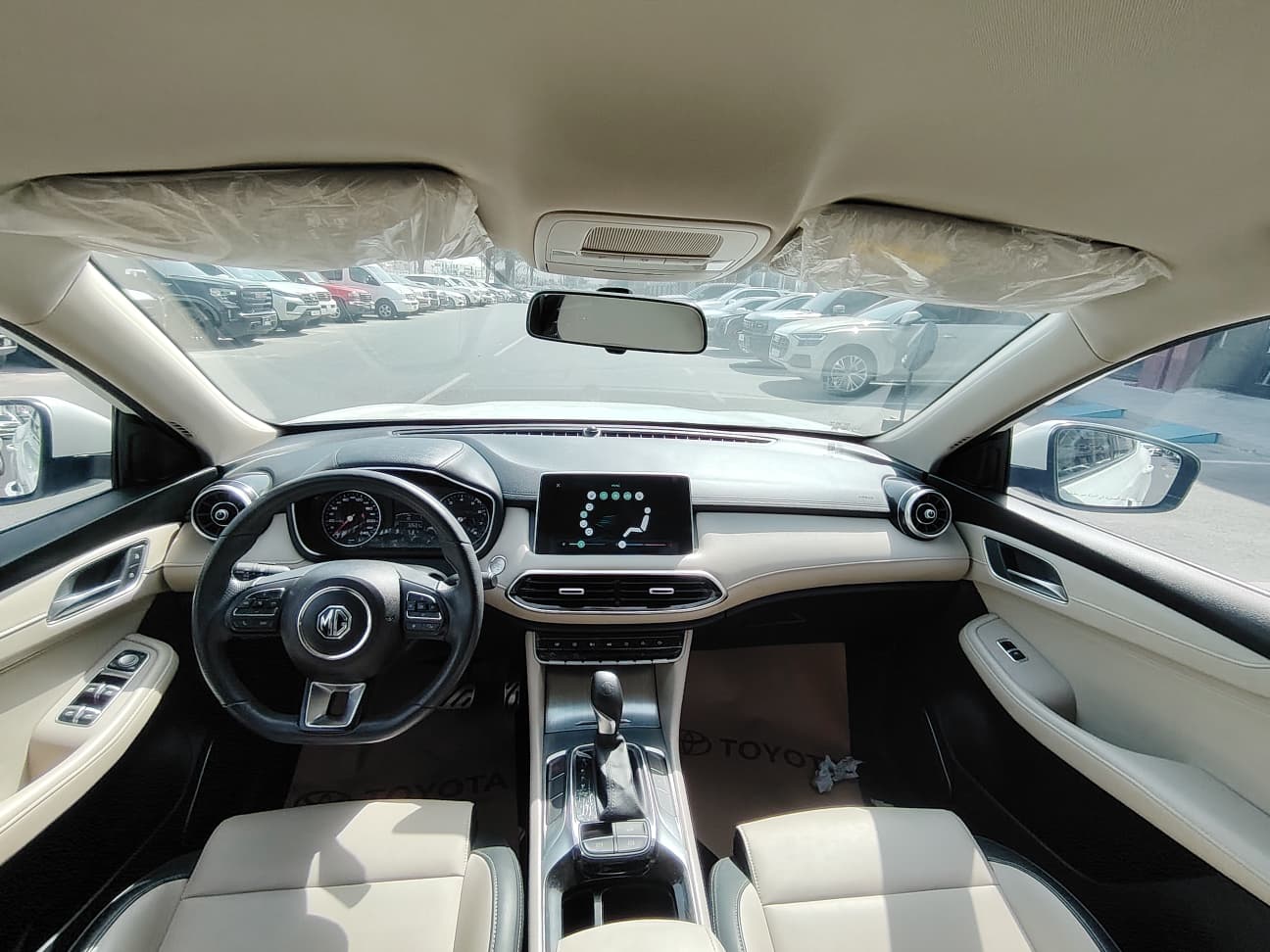 MG  HS 30T 2023 - Image 2