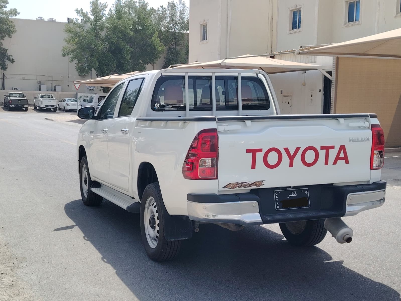 Toyota Hilux 4X4 2022 - Image 4