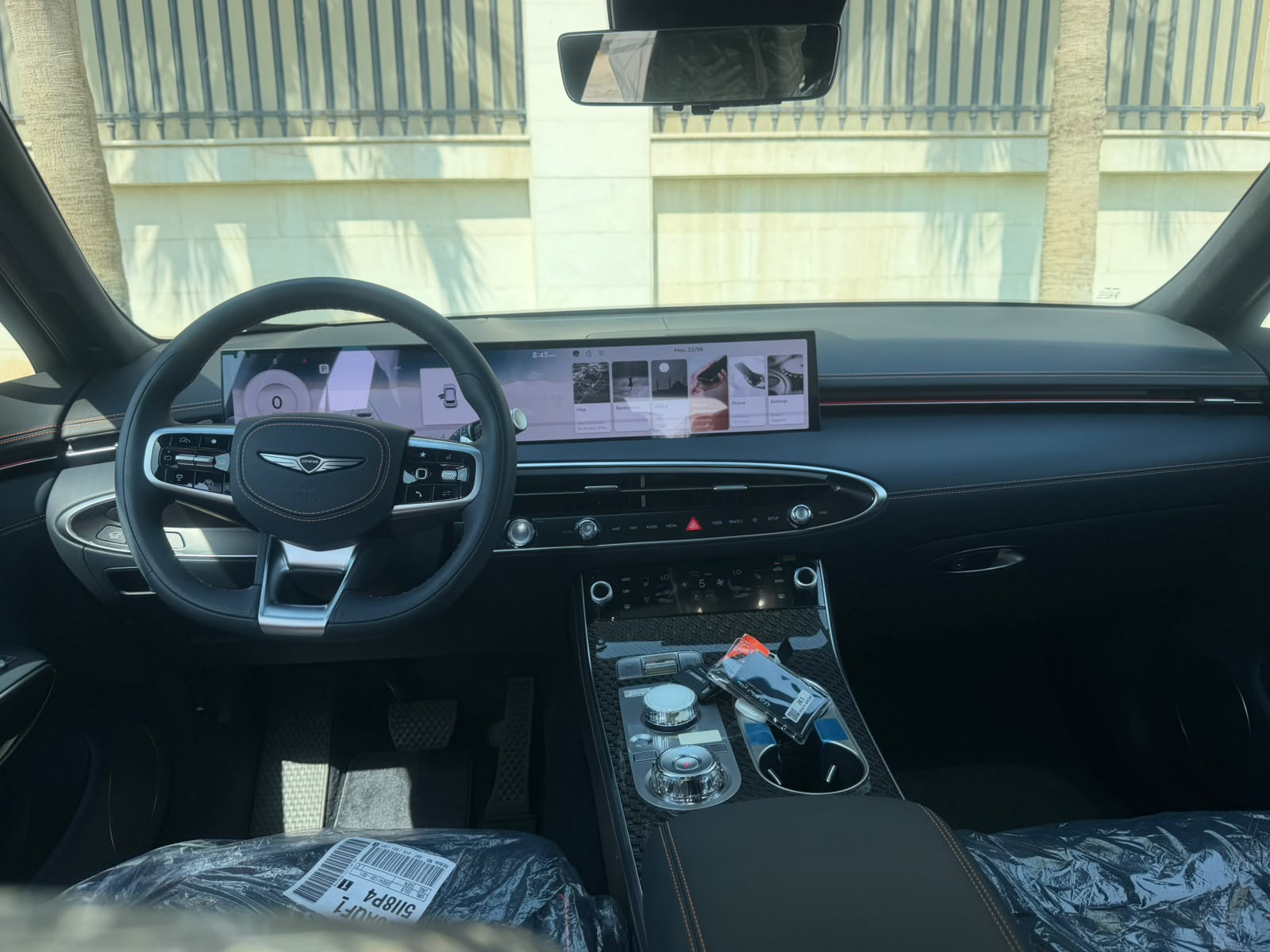 Genesis GV70 2025 - Image 2