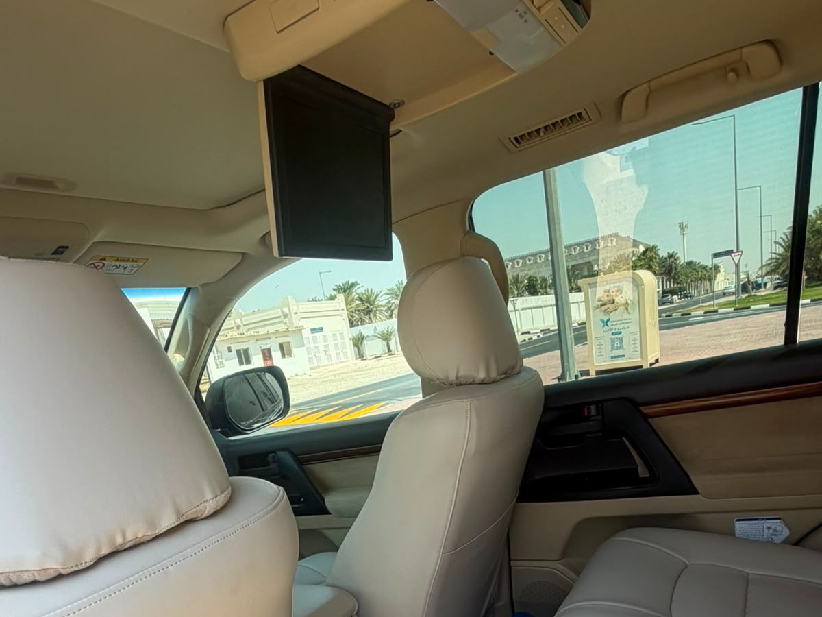 Toyota Land Cruiser GX.R 2017 - Image 2