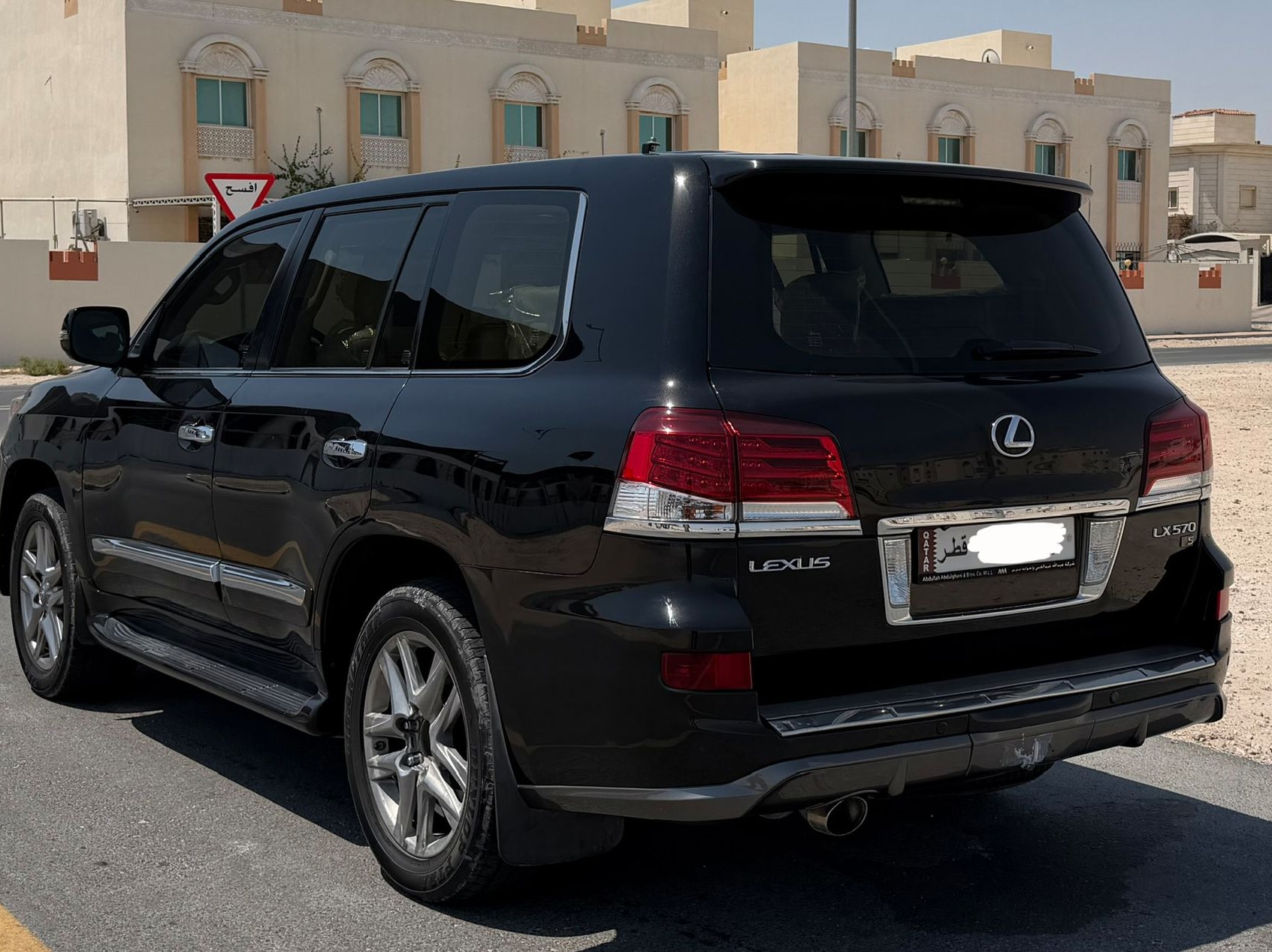 Lexus LX 570 2015 — photo 9 for sale in Qatar