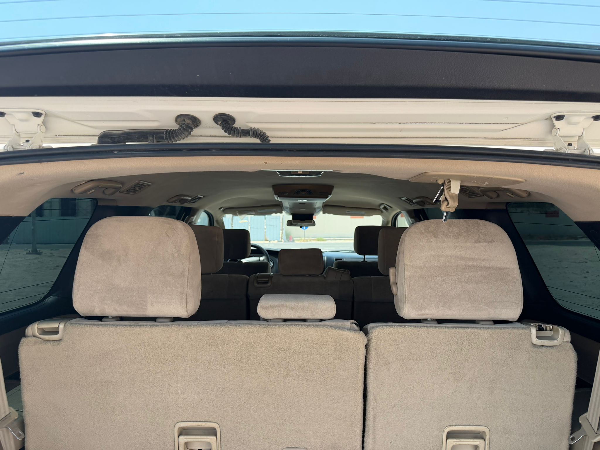 Toyota Sequoia 2012 — photo 12 for sale in Qatar