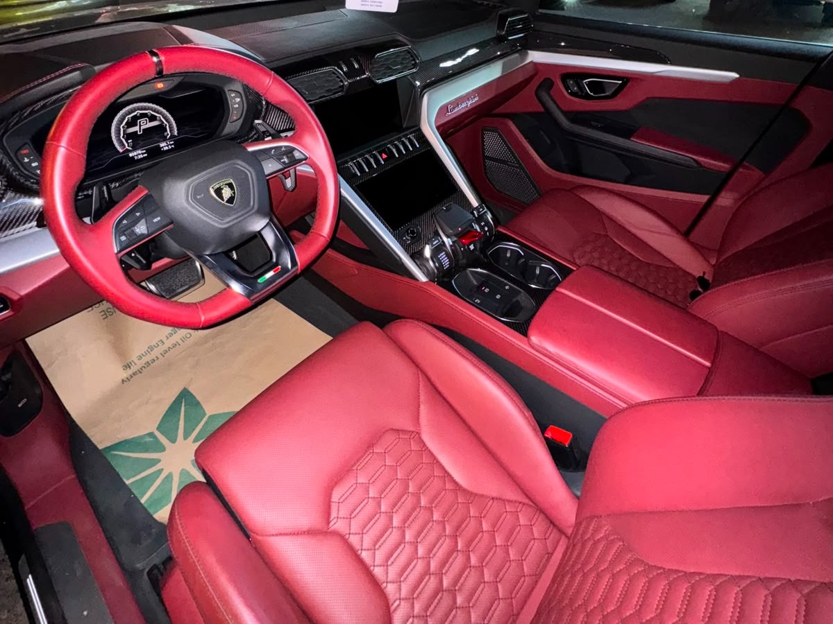 Lamborghini Urus 2019 - Image 4
