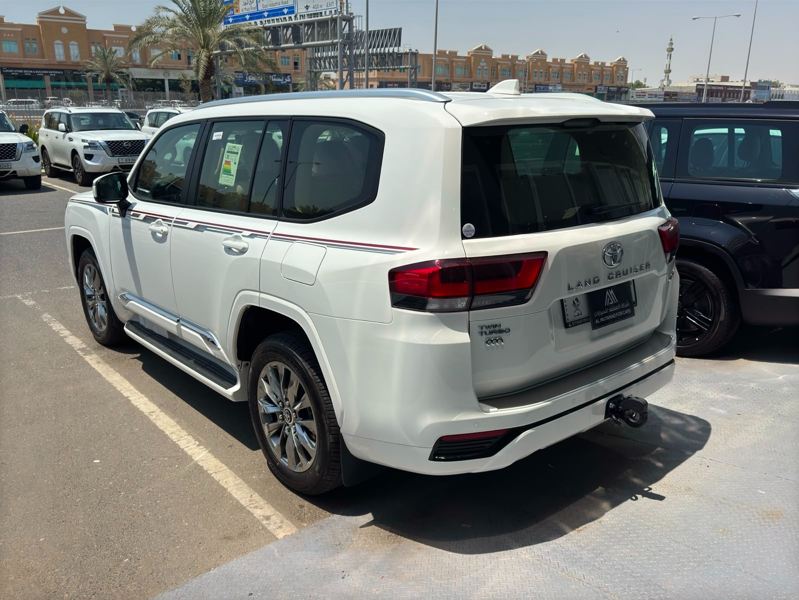 Toyota Land Cruiser GX.R 2026 - Image 3