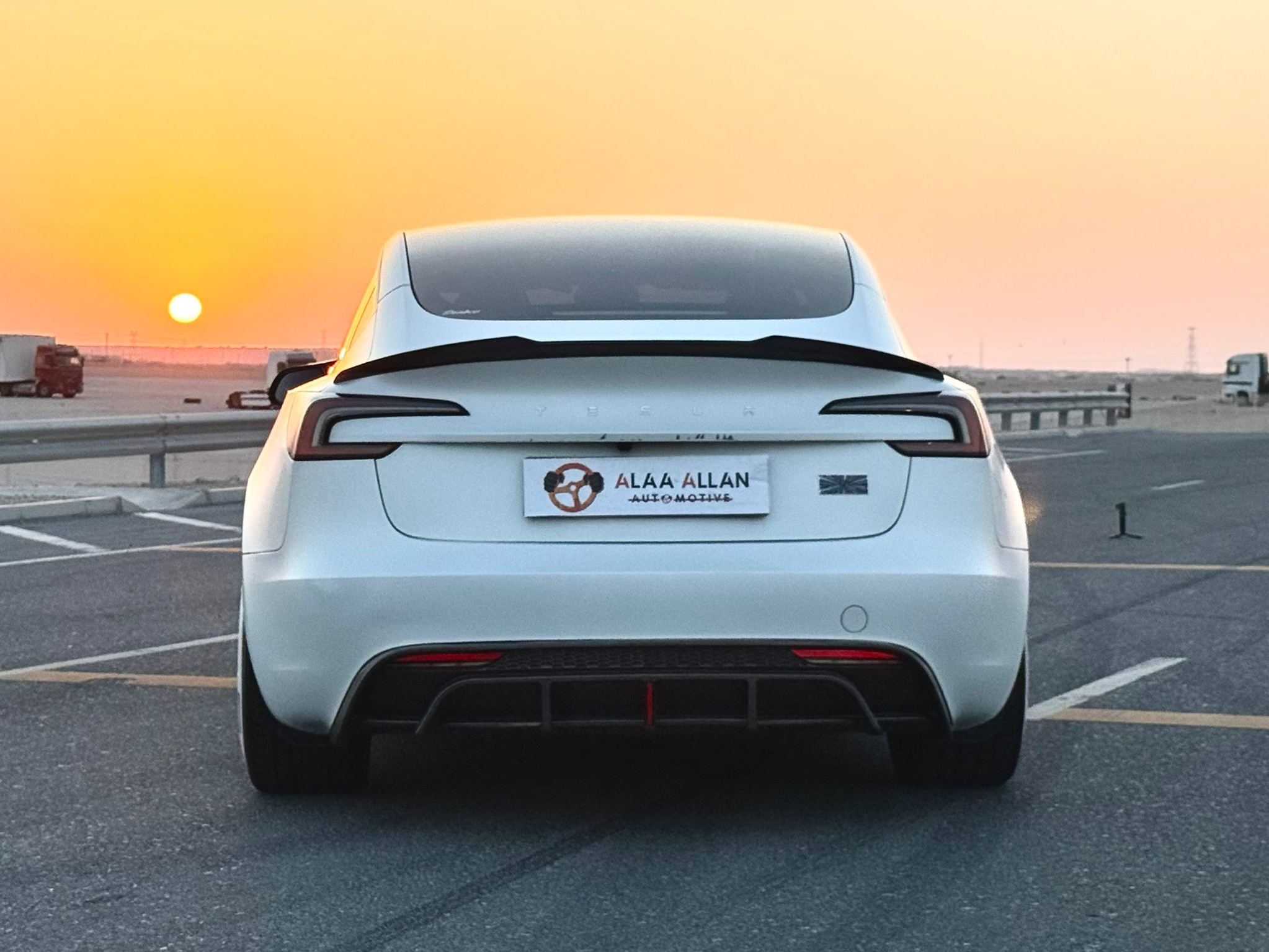 Tesla Model 3  2024 - Image 4