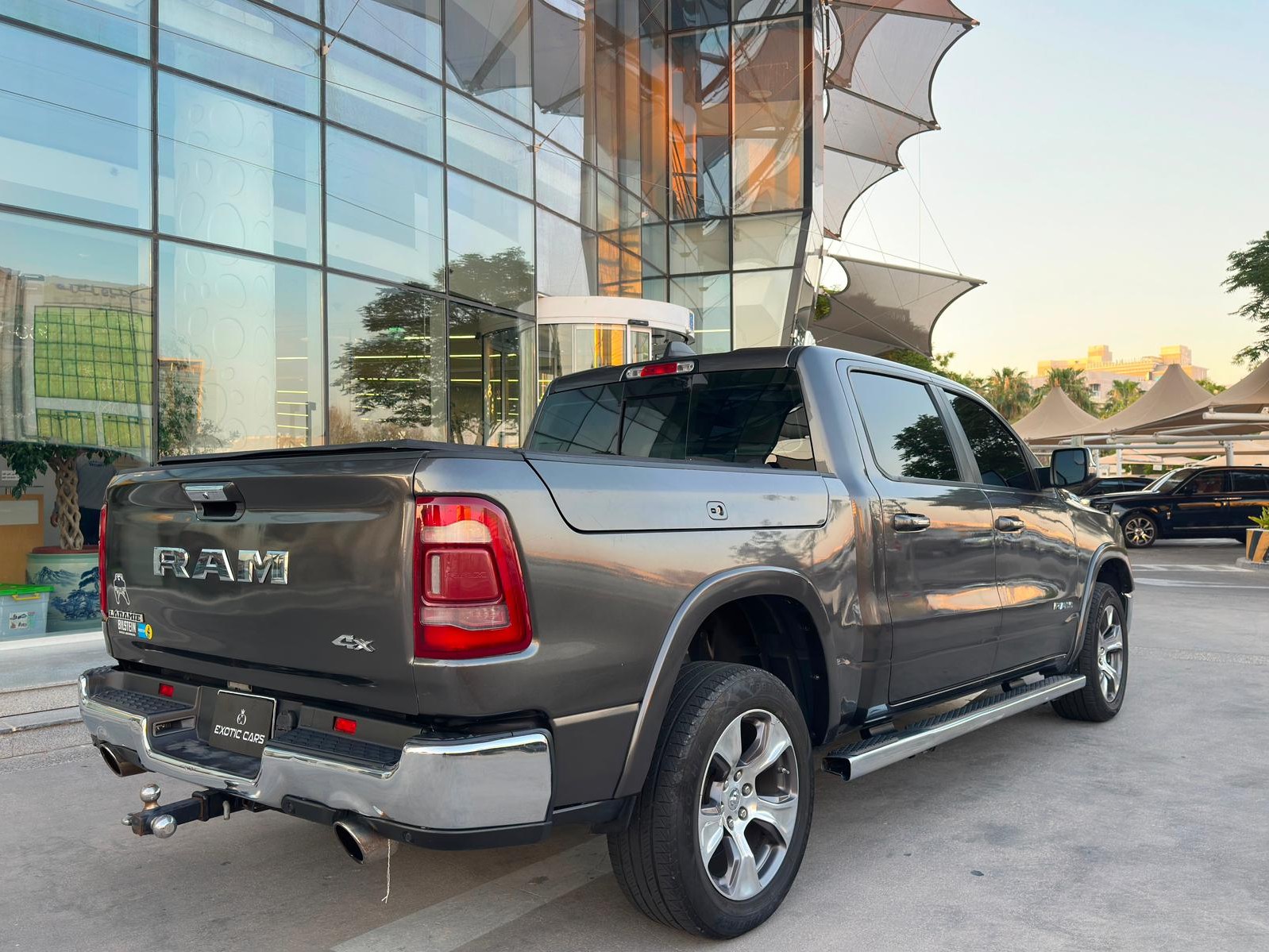 Dodge Ram Laramie 2020 — photo 12 for sale in Qatar