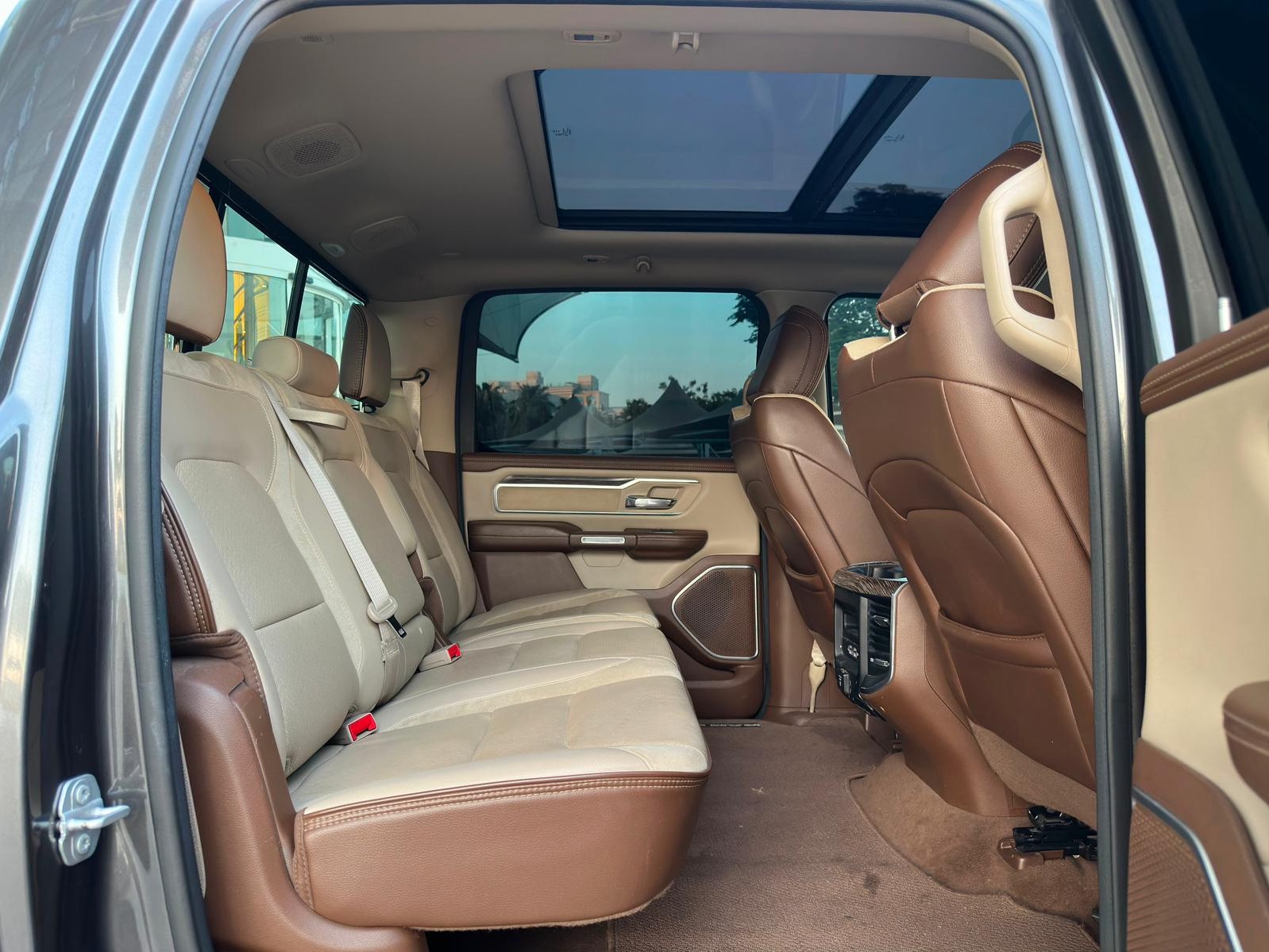 Dodge Ram Laramie 2020 — photo 13 for sale in Qatar
