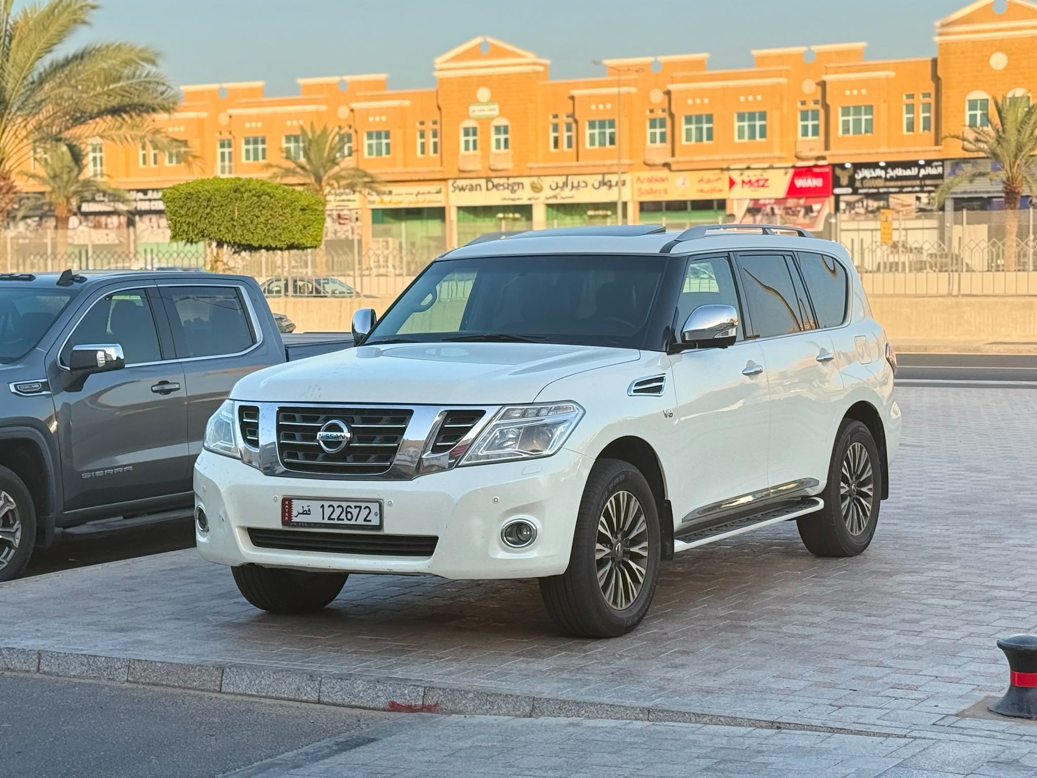 Nissan Patrol Platinum 2015 — photo 9 for sale in Qatar