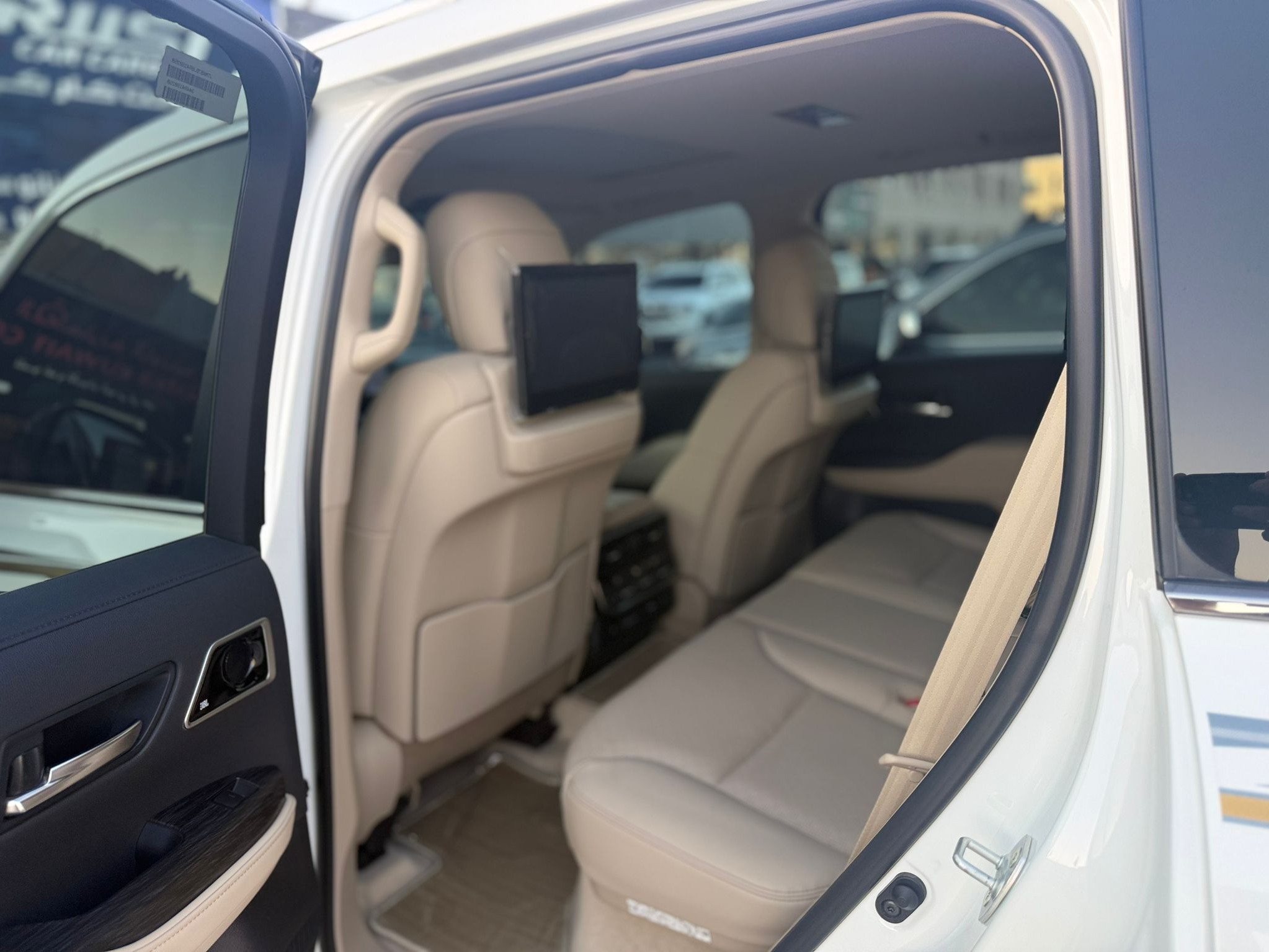 Toyota Land Cruiser VX.R 2024 - Image 4