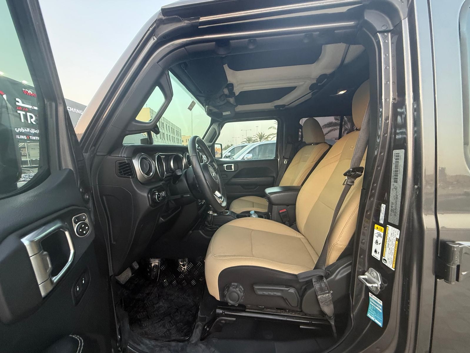 Jeep Wrangler Sahara 2018 - Image 4