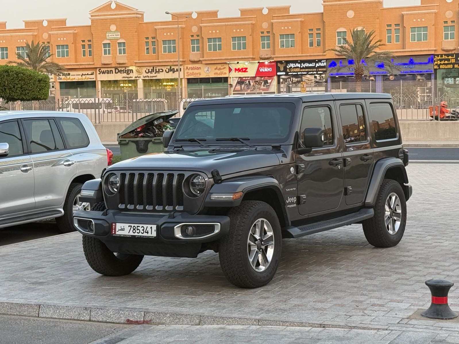 Jeep Wrangler Sahara 2018 — photo 9 for sale in Qatar