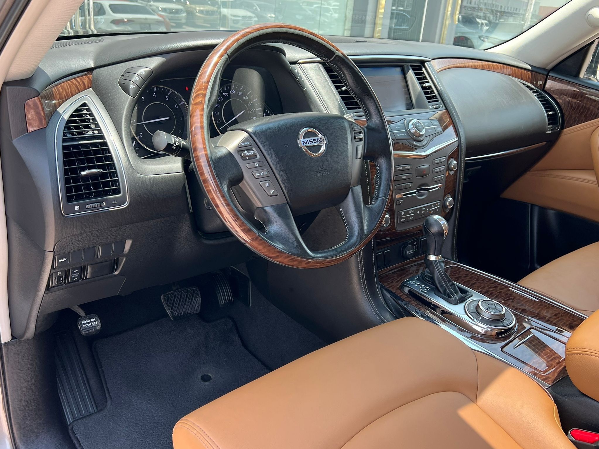 Nissan Patrol Platinum 2019 — photo 11 for sale in Qatar