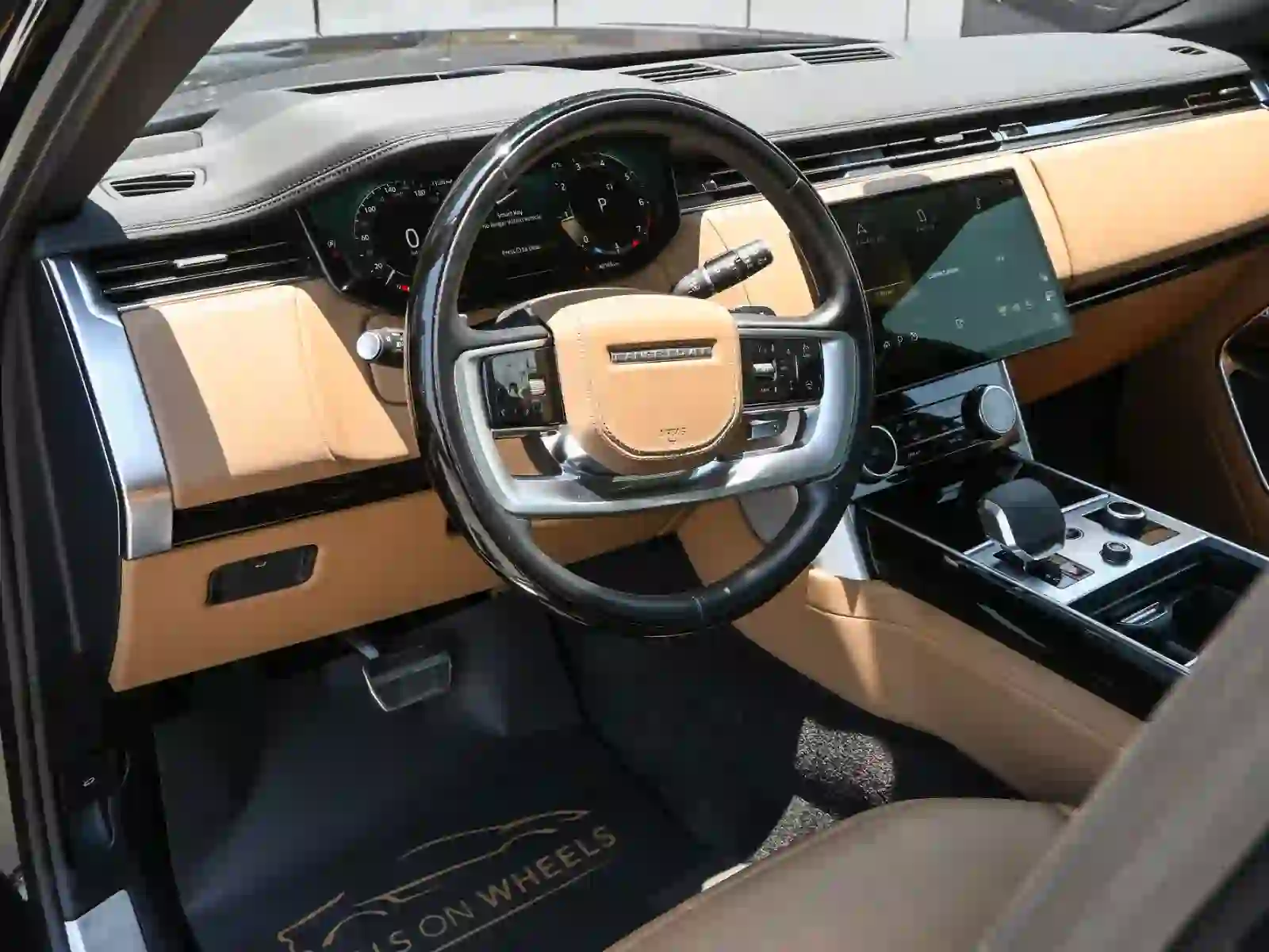 Land Rover Range Rover Vogue 2023 - Image 2