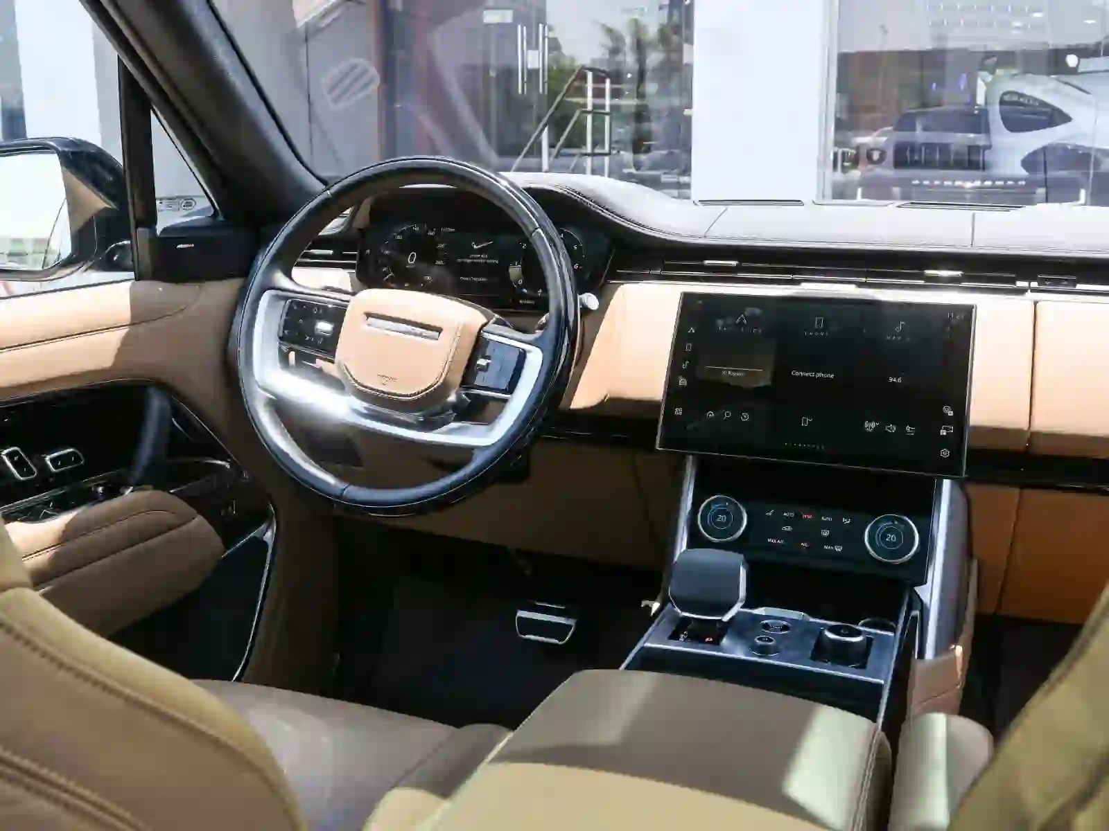 Land Rover Range Rover Vogue 2023 — photo 9 for sale in Qatar