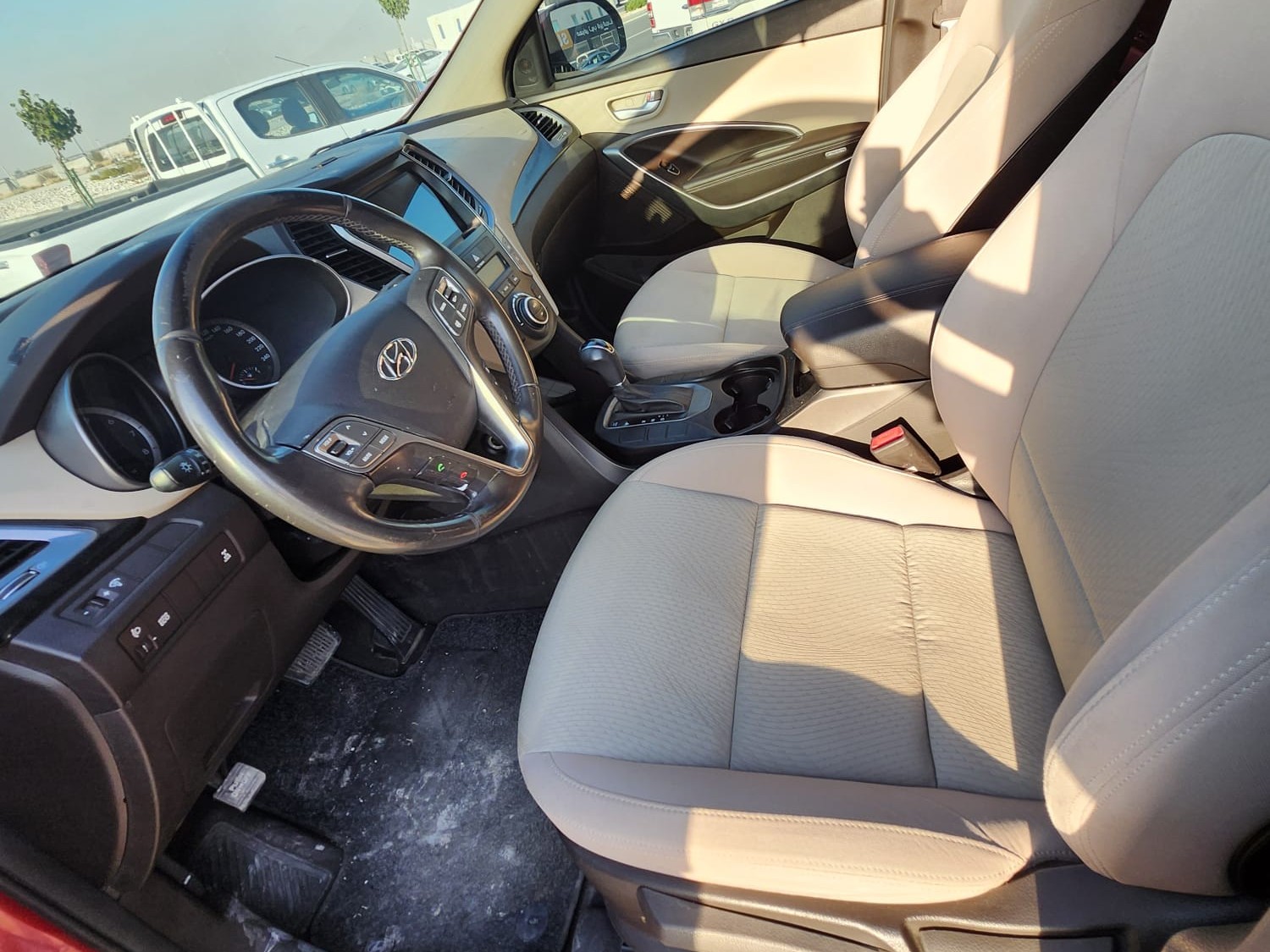 Hyundai Santa Fe 2016 - Image 2