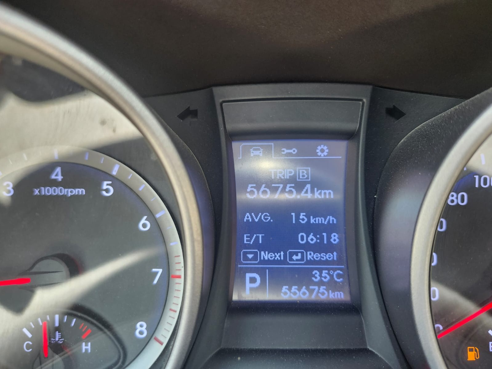 Hyundai Santa Fe 2016 — photo 9 for sale in Qatar