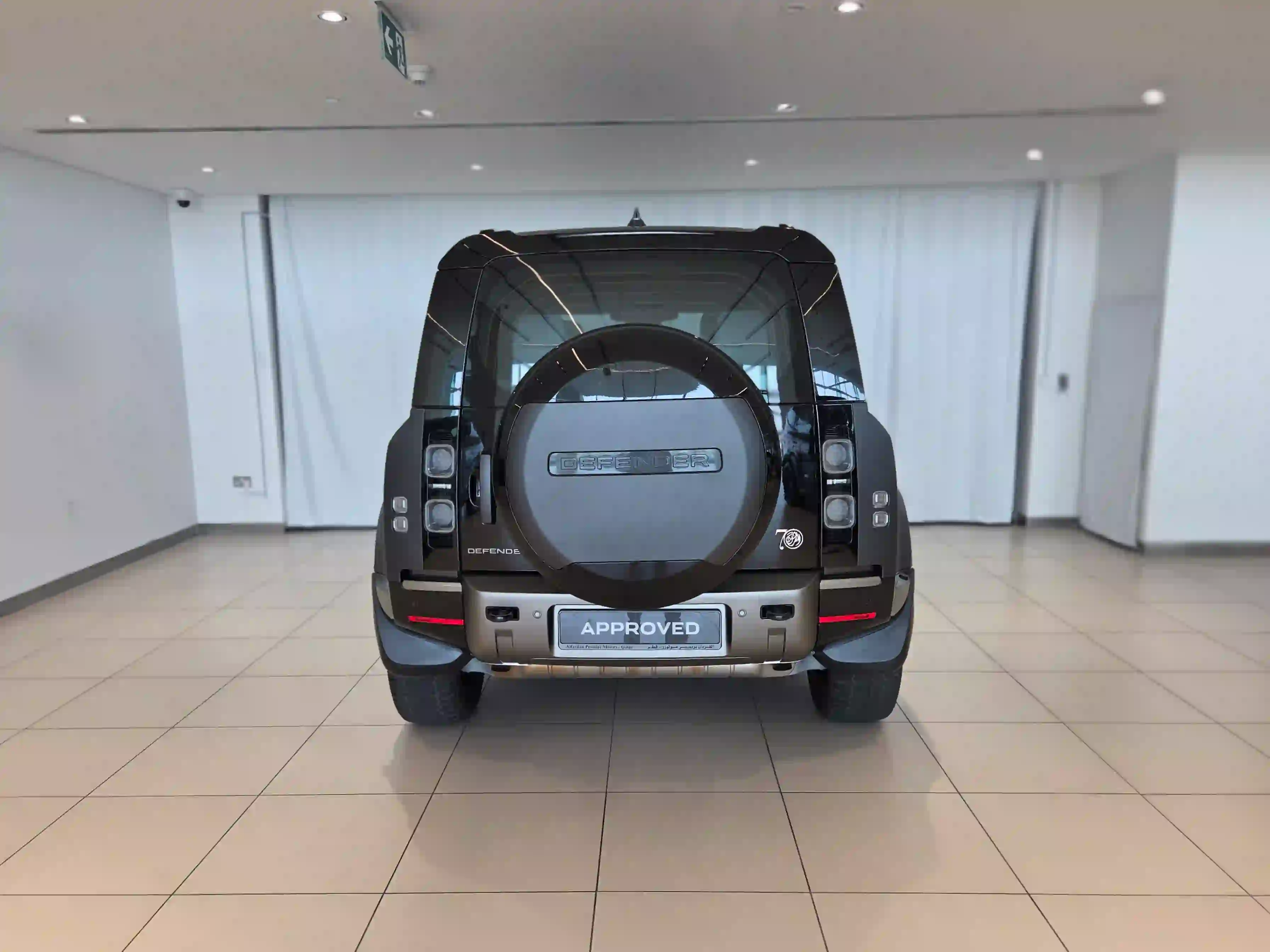 Land Rover Defender 110 3.0i6 X-Dynamic SE 2025 - Image 2