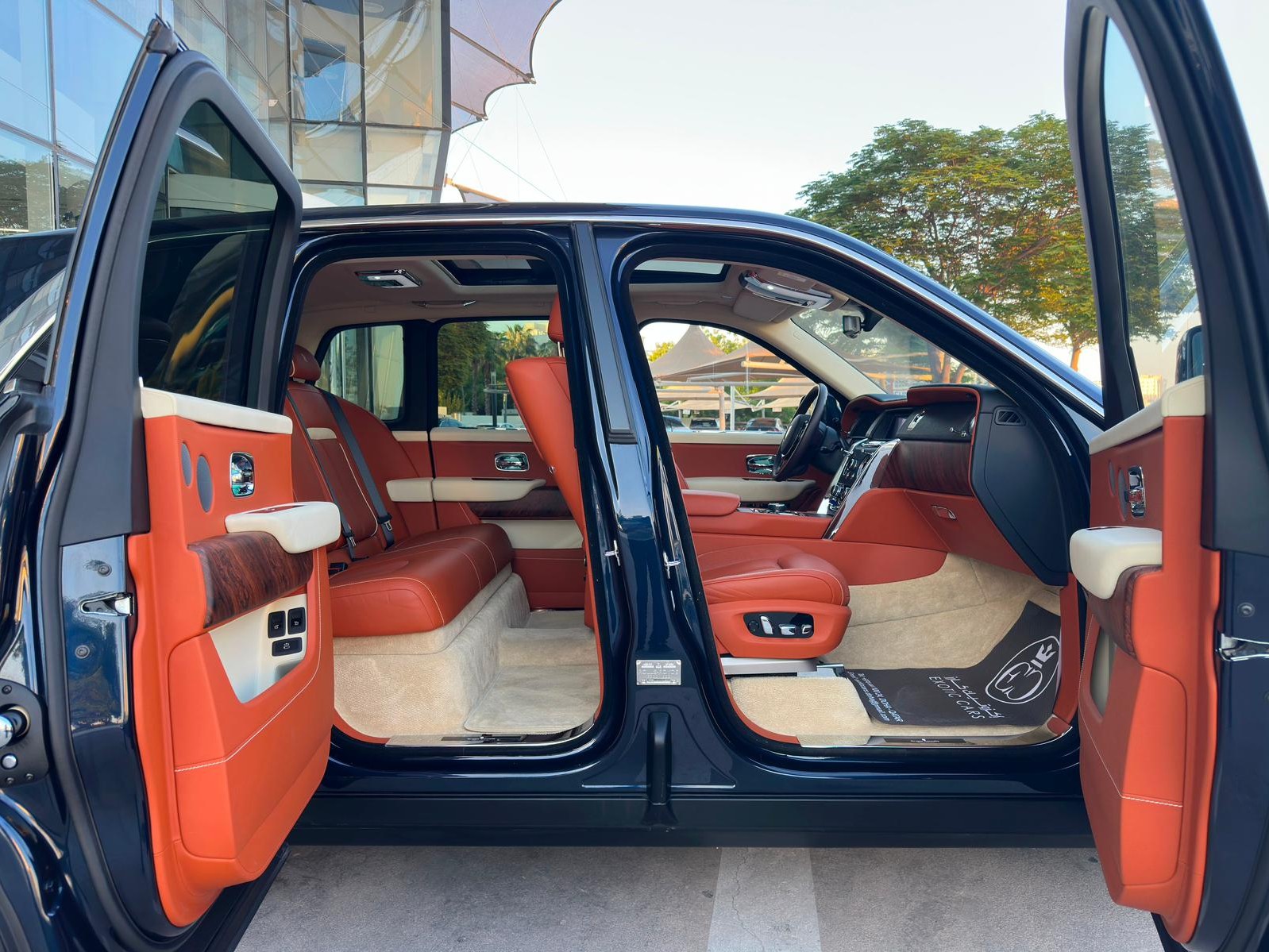 Rolls-Royce Cullinan 2020 — photo 12 for sale in Qatar