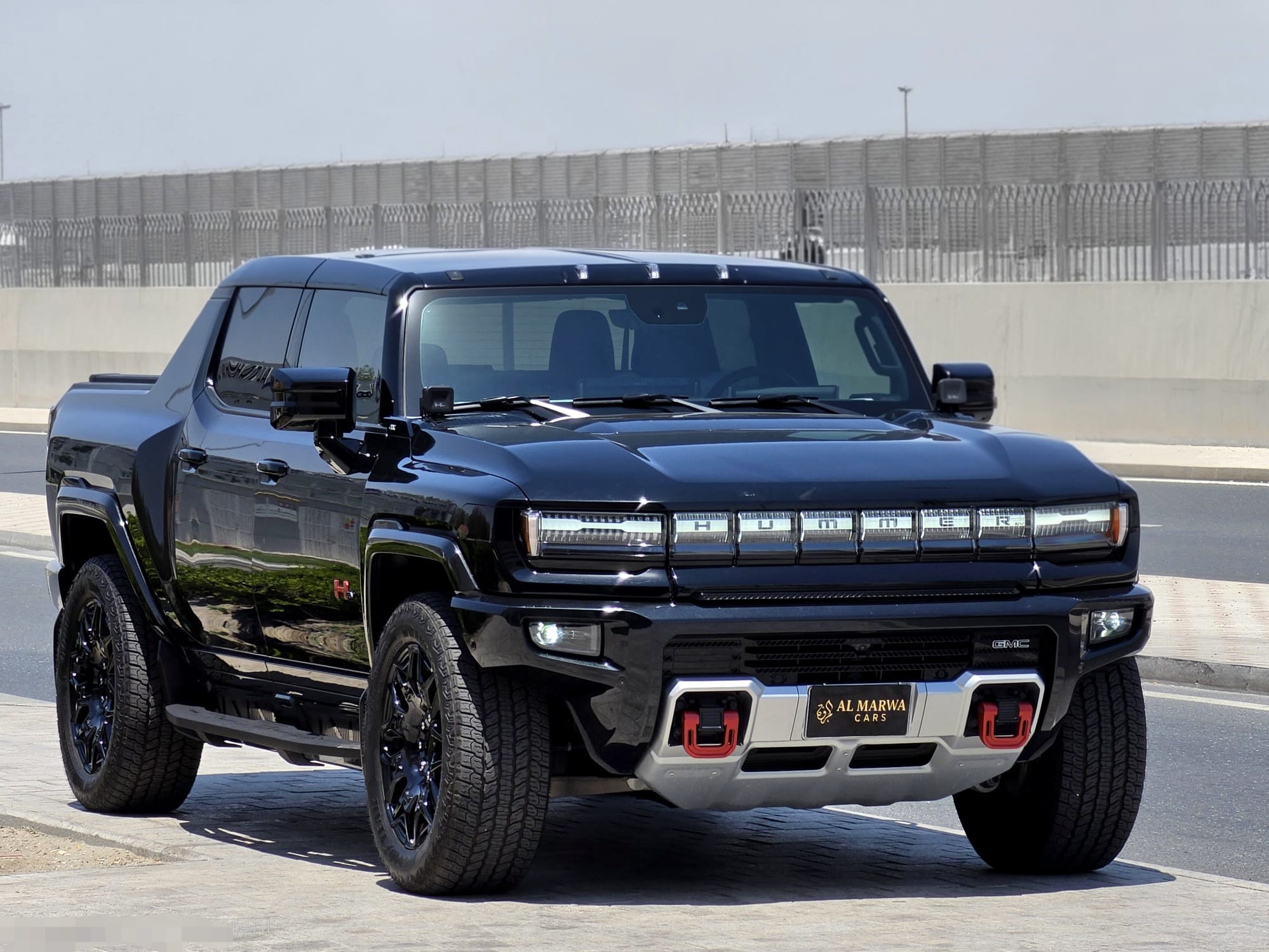 Hummer EV 2025