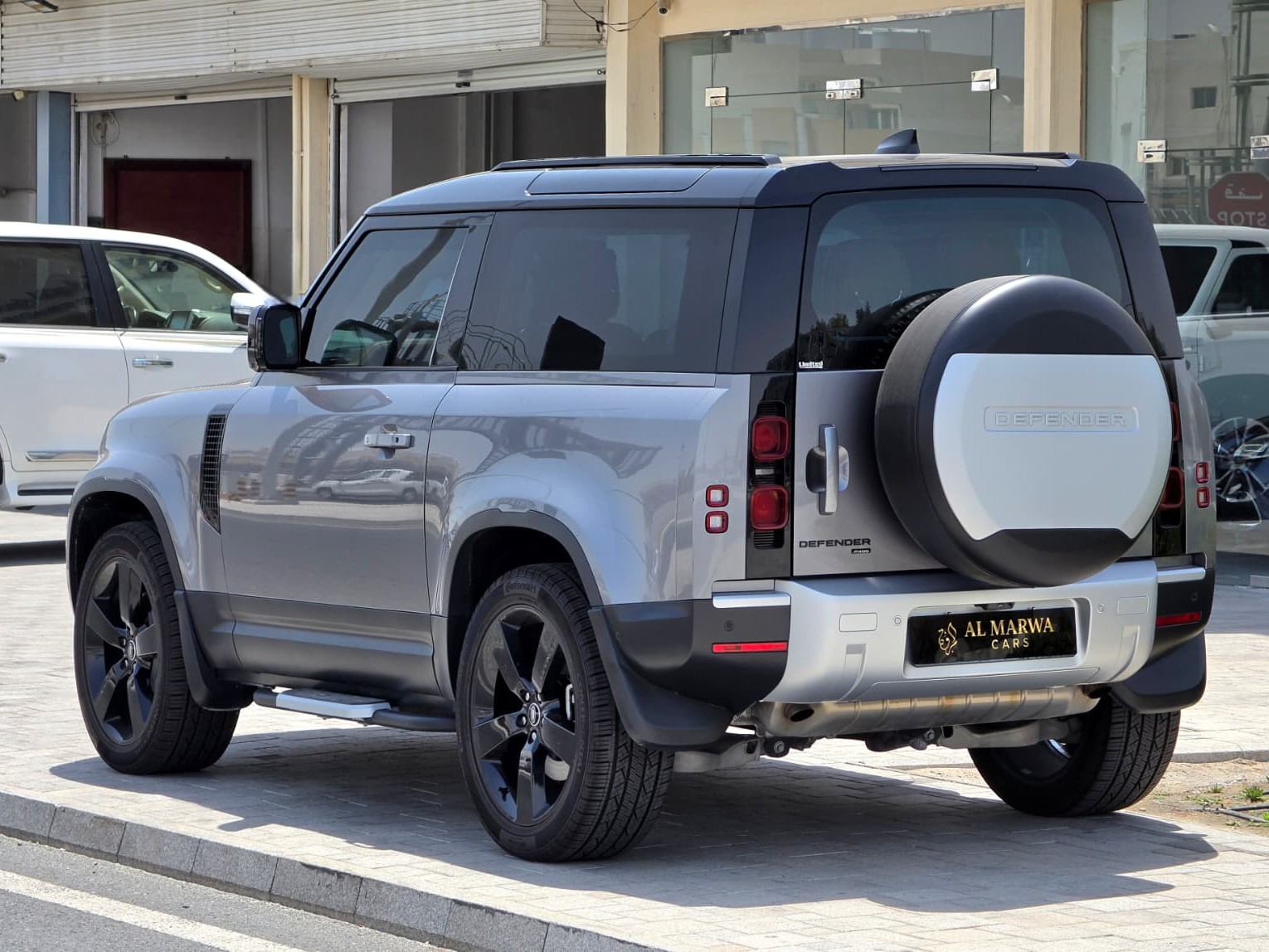 Land Rover Defender 90 2023 - Image 2