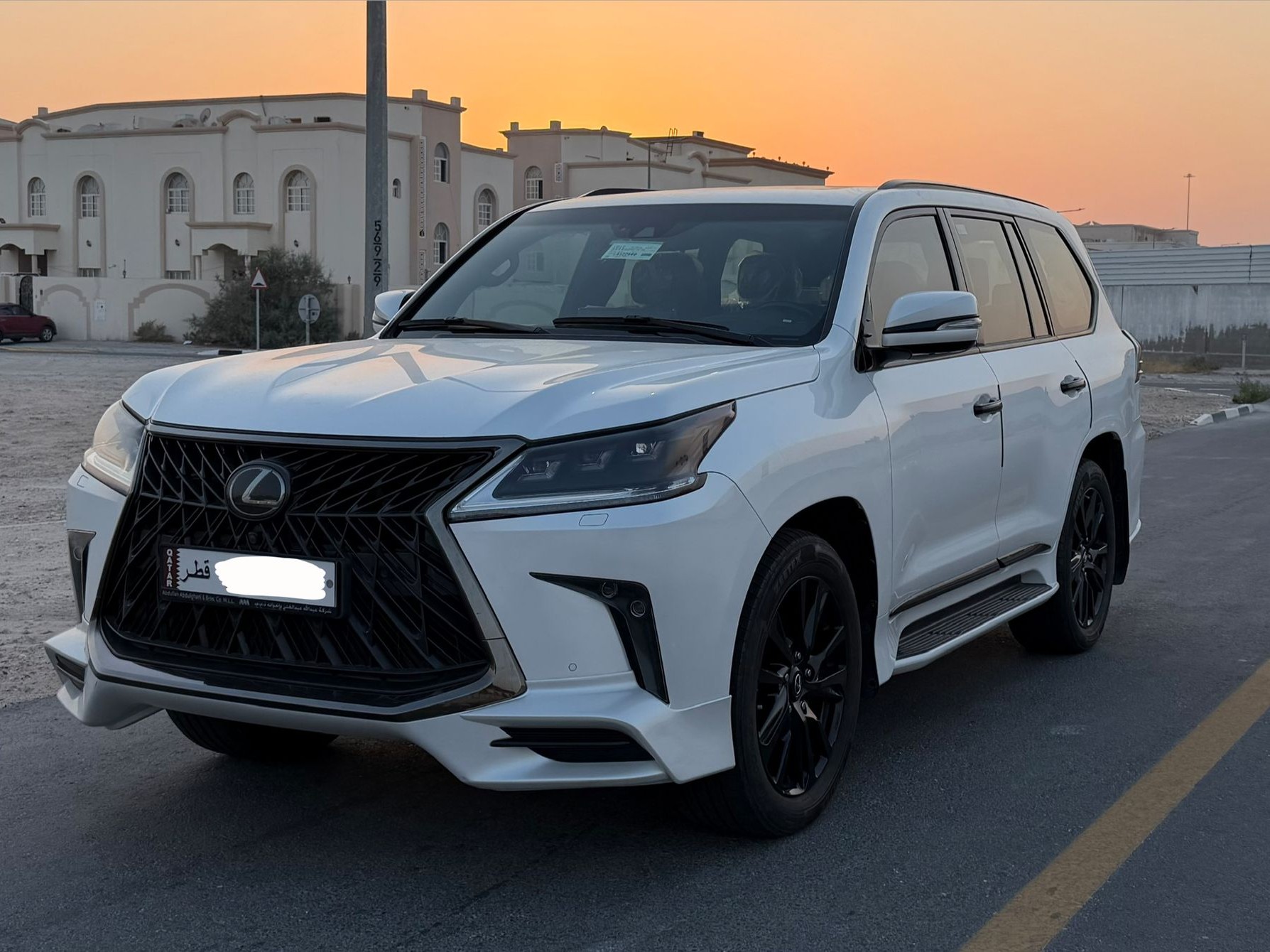 Lexus LX 570 S Black Edition 2020 - Image 3