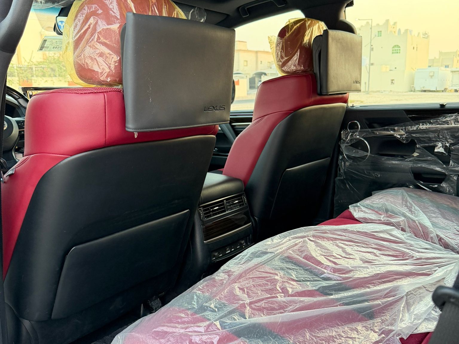 Lexus LX 570 S Black Edition 2020 — photo 12 for sale in Qatar