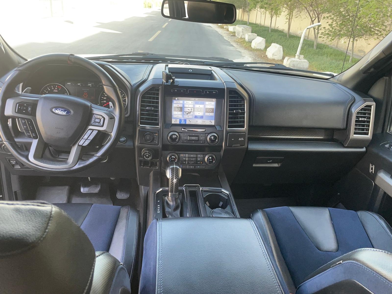 Ford Raptor f 150 2019 — photo 14 for sale in Qatar