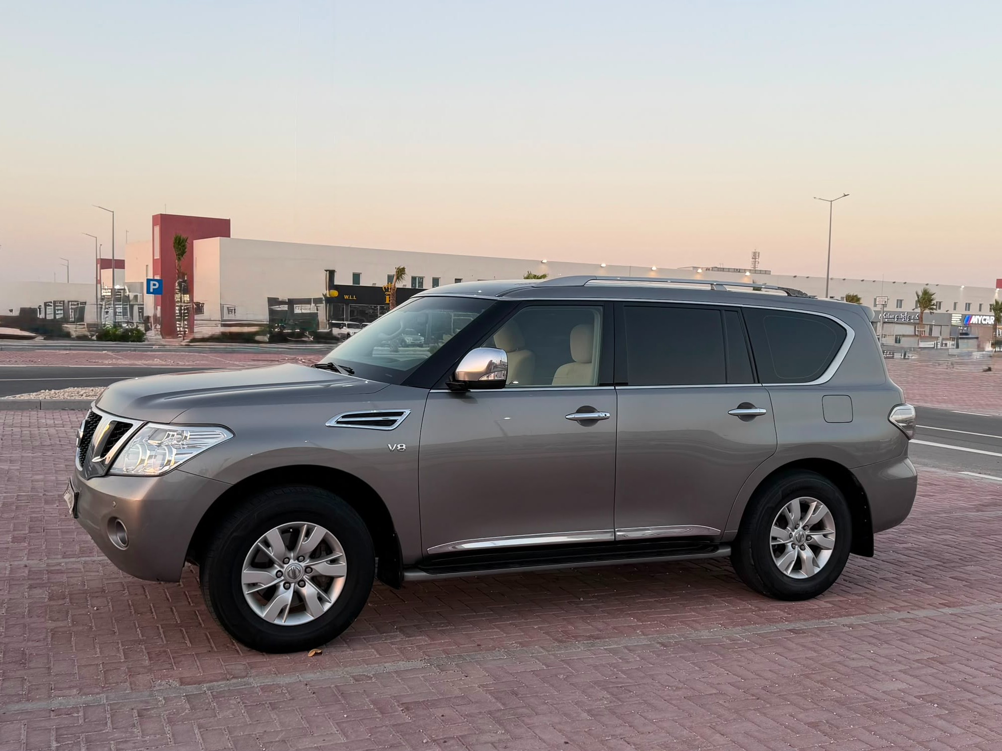 Nissan Patrol SE 2012 - Image 4