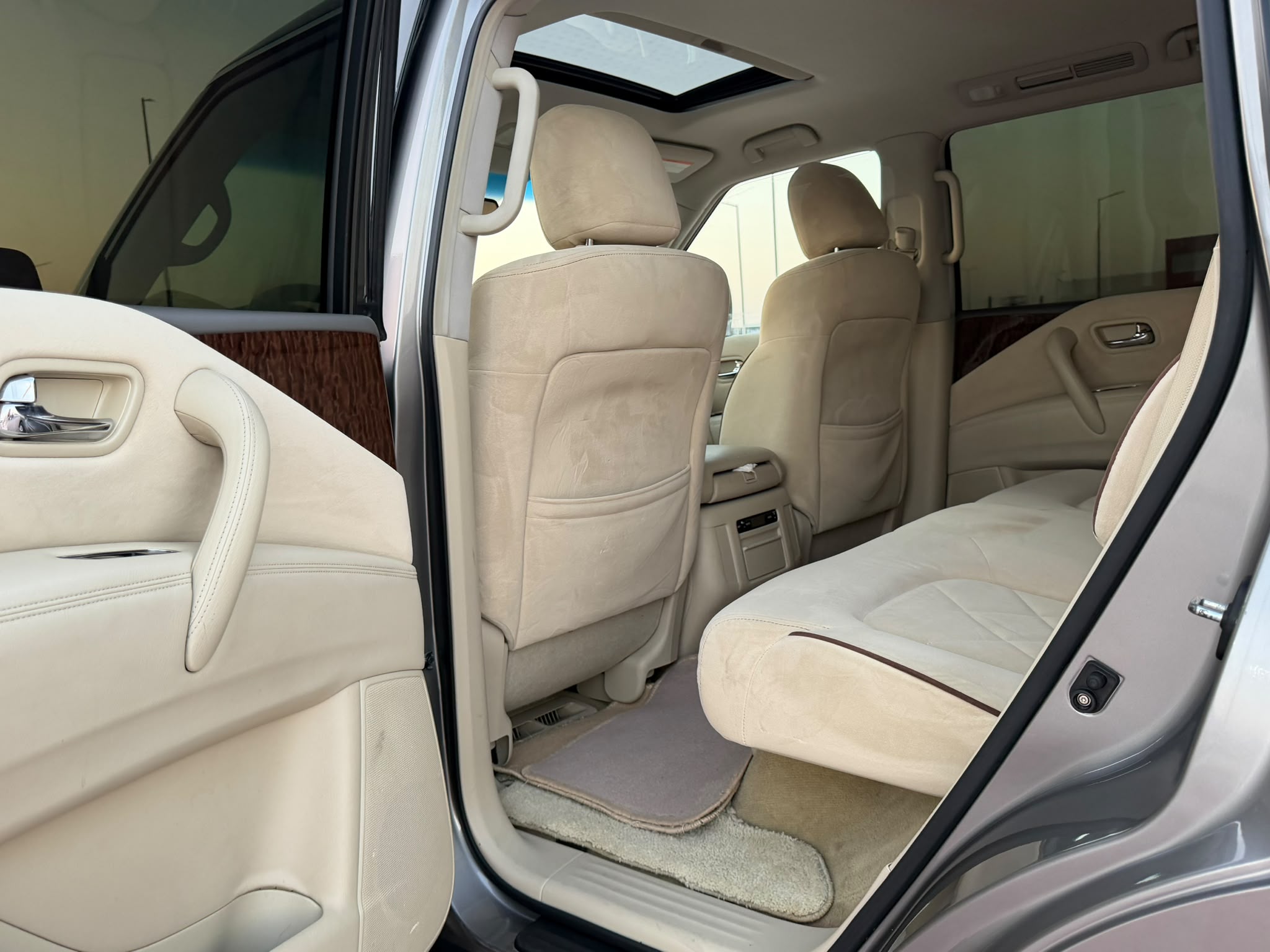 Nissan Patrol SE 2012 — photo 10 for sale in Qatar