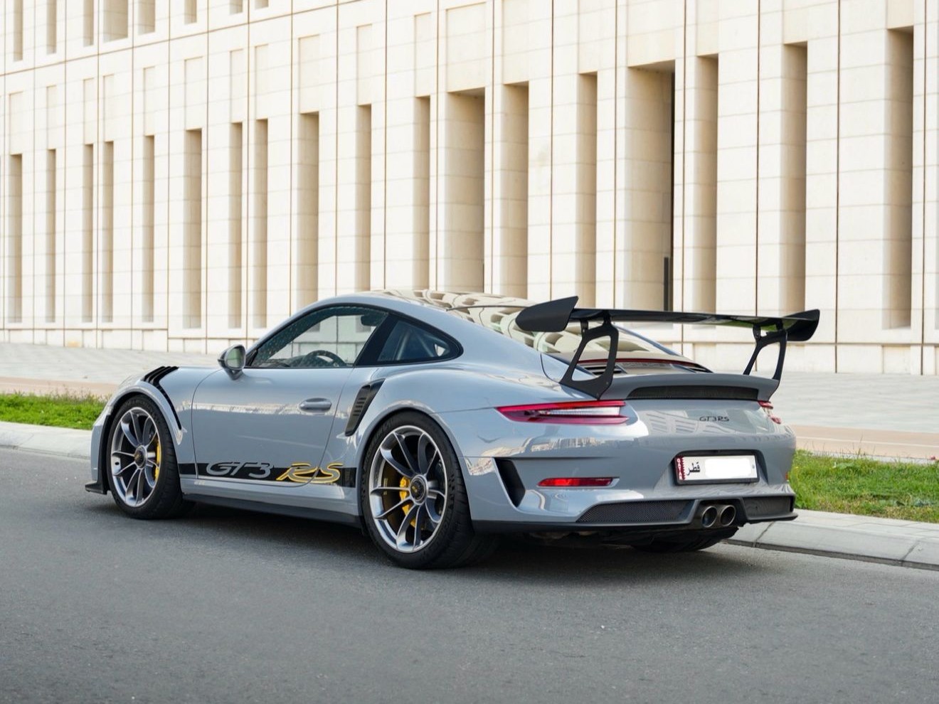 Porsche GT3 R/S Weissach 2019 - Image 4
