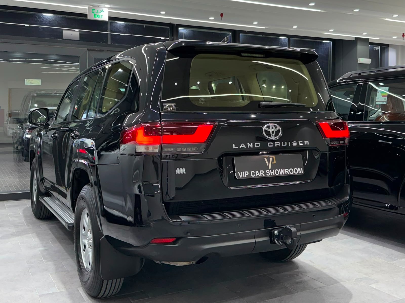 Toyota Land Cruiser GX 2023 - Image 4