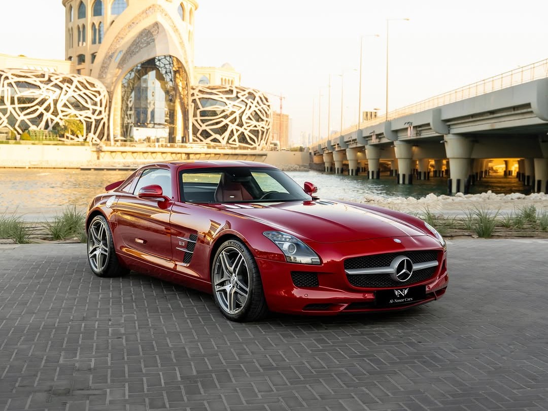 Mercedes-Benz SLS 63 AMG 2011 - Image 3