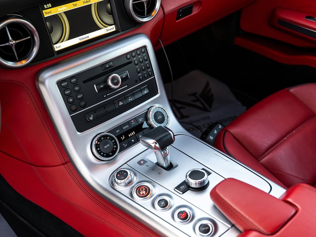 Mercedes-Benz SLS 63 AMG 2011 — photo 9 for sale in Qatar