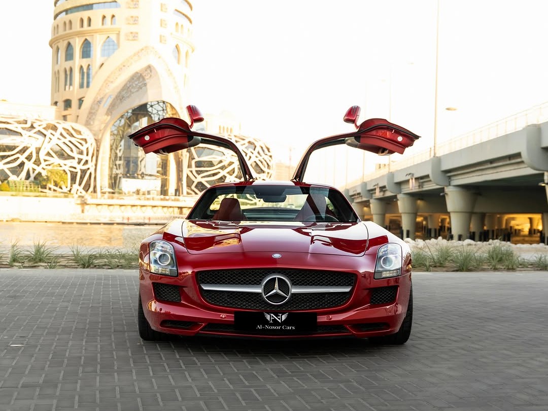 Mercedes-Benz SLS 63 AMG 2011