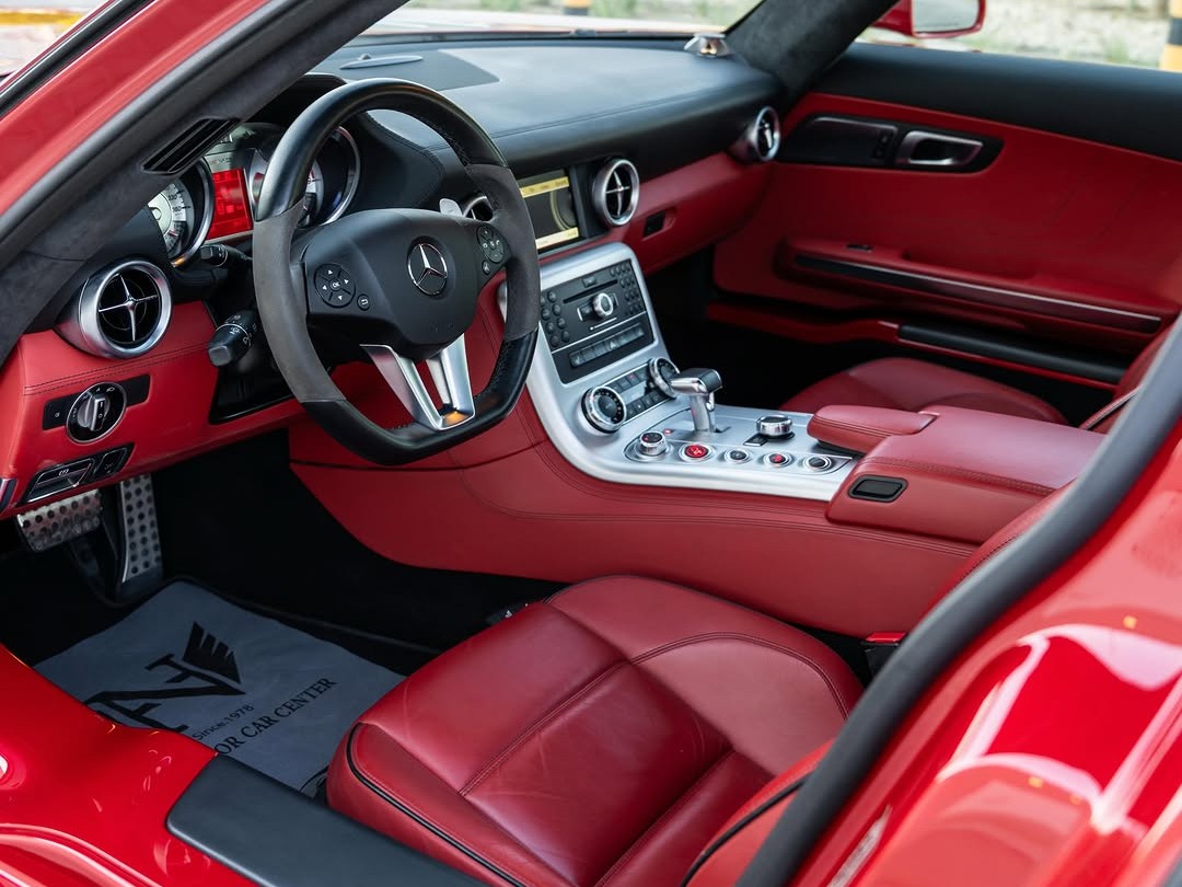 Mercedes-Benz SLS 63 AMG 2011 — photo 11 for sale in Qatar