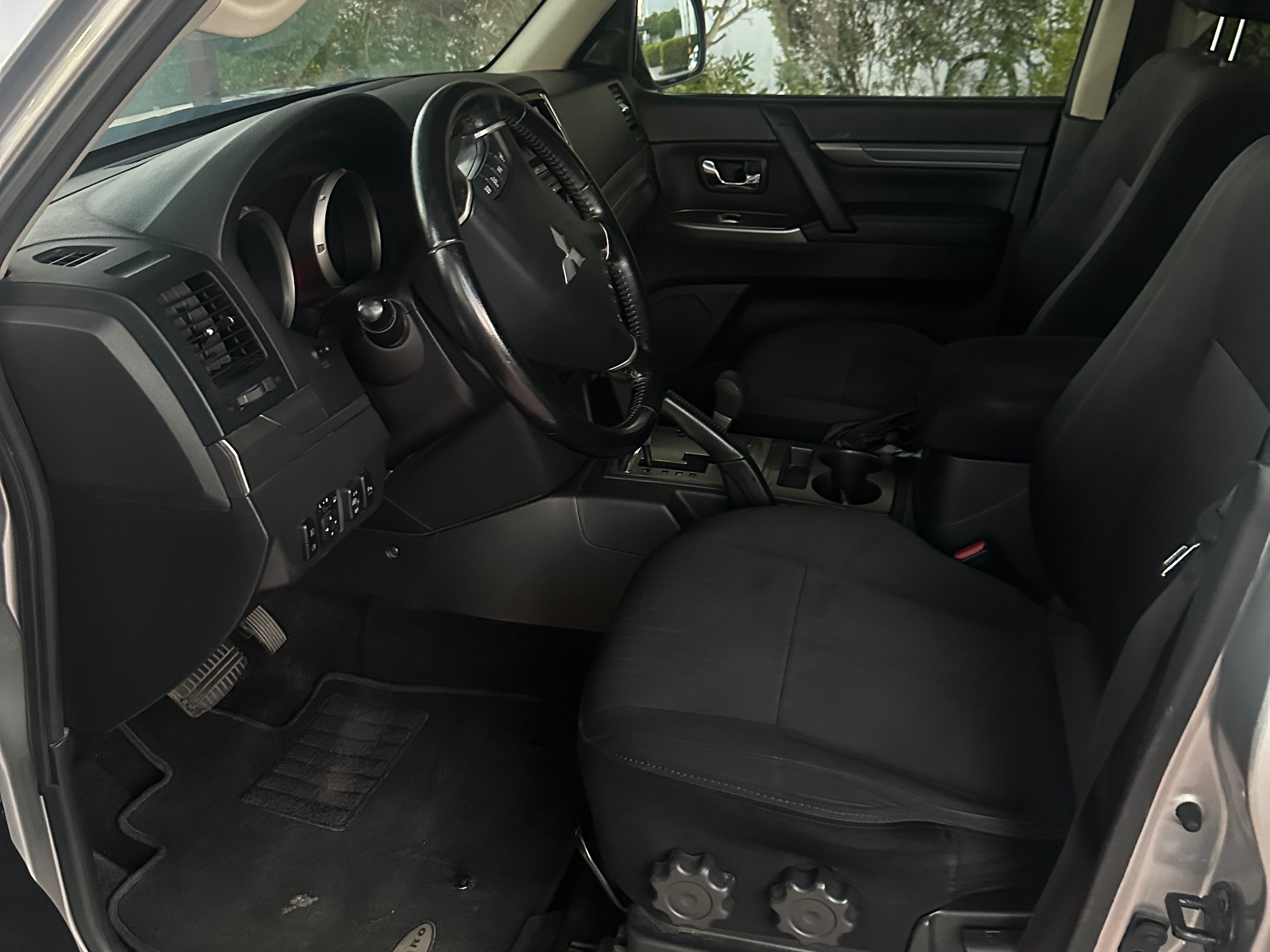 Mitsubishi Pajero 3.5 2020 — photo 9 for sale in Qatar