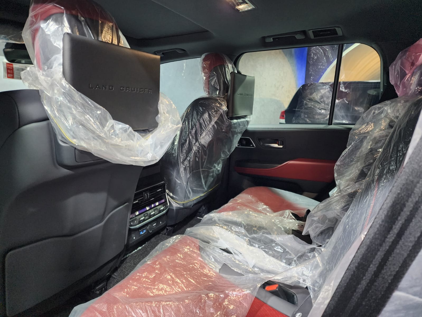 Toyota Land Cruiser G/R 2025 — photo 9 for sale in Qatar