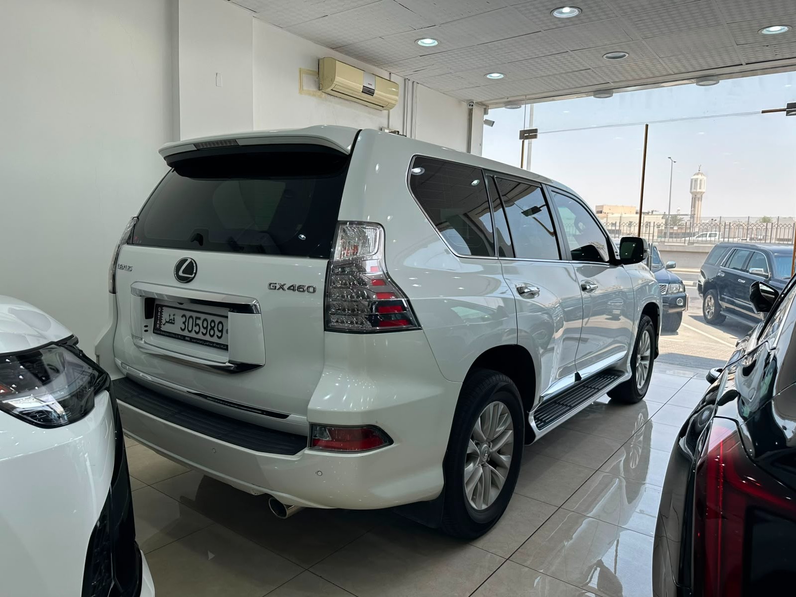 Lexus GX 460 2020 - Image 2