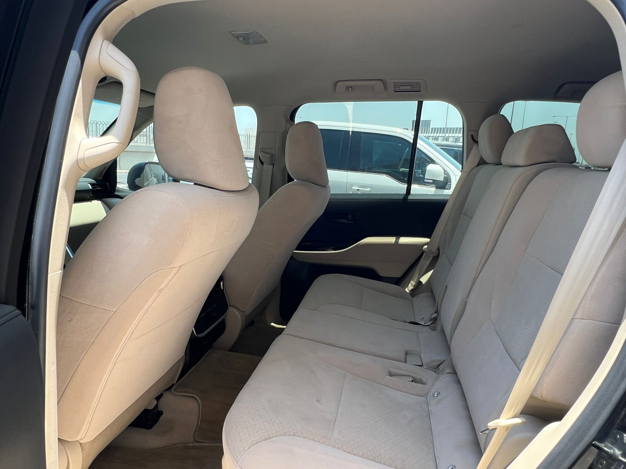 Toyota Land Cruiser GX.R 2024 - Image 2