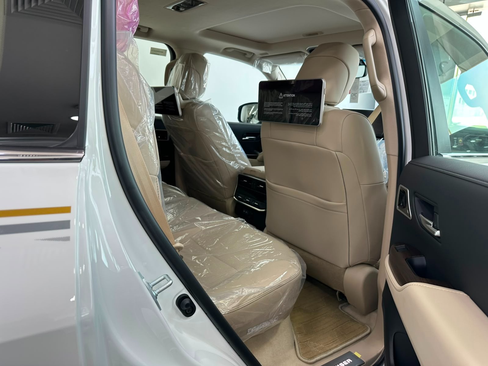Toyota Land Cruiser VX 2026 - Image 3