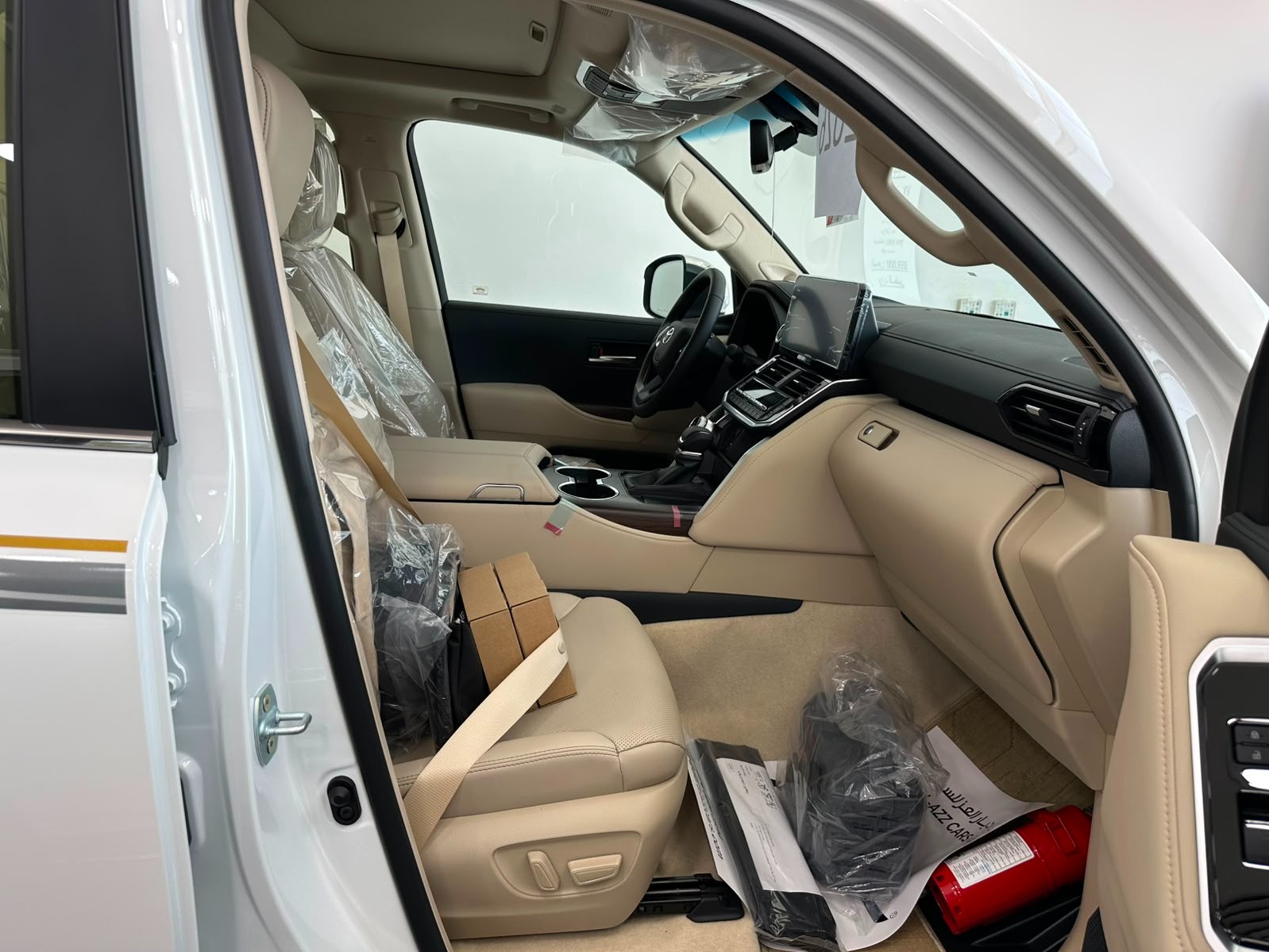 Toyota Land Cruiser VX 2026 - Image 4