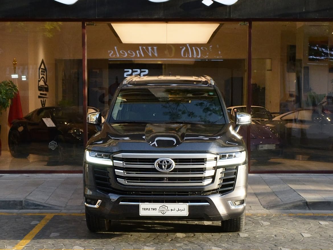Toyota Land Cruiser VX 2026