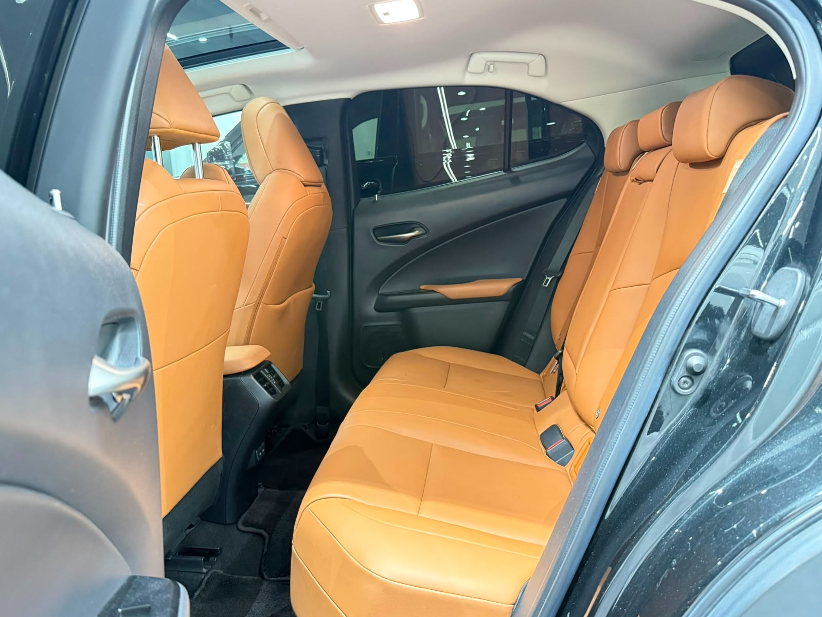 Lexus UX 200 2022 — photo 9 for sale in Qatar
