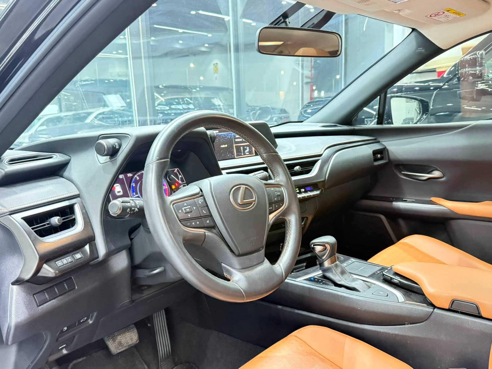 Lexus UX 200 2022 — photo 10 for sale in Qatar