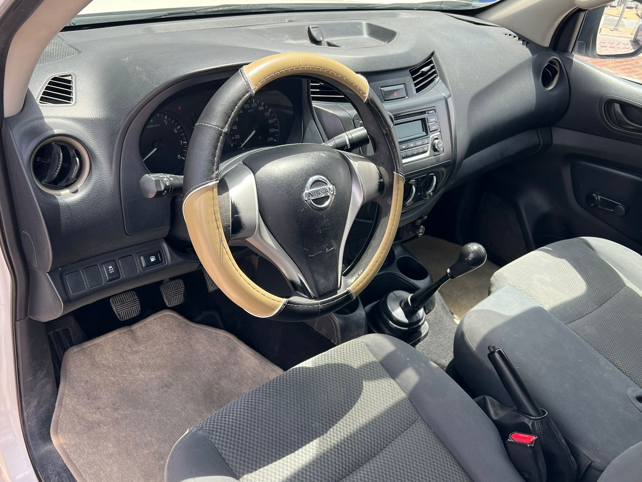 Nissan Navara 2017 — photo 9 for sale in Qatar