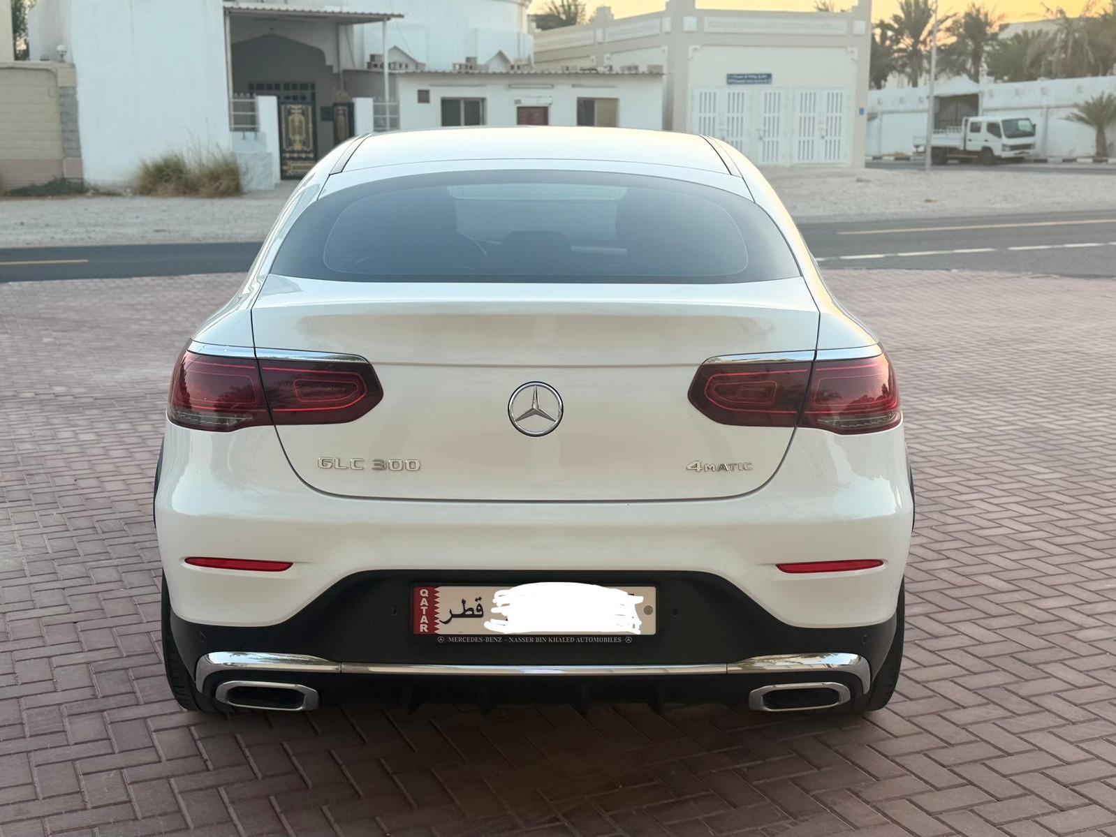 Mercedes-Benz GLC  300 2020 - Image 2
