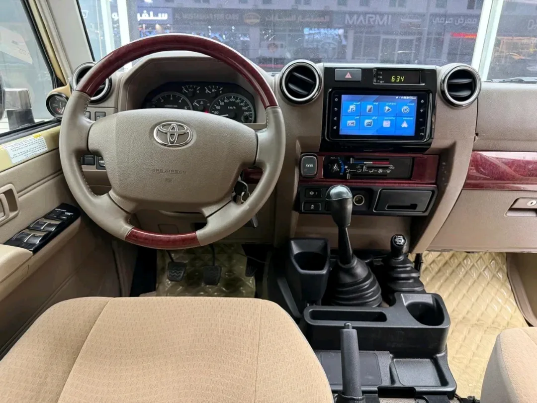 Toyota Land Cruiser LX 2022 - Image 4